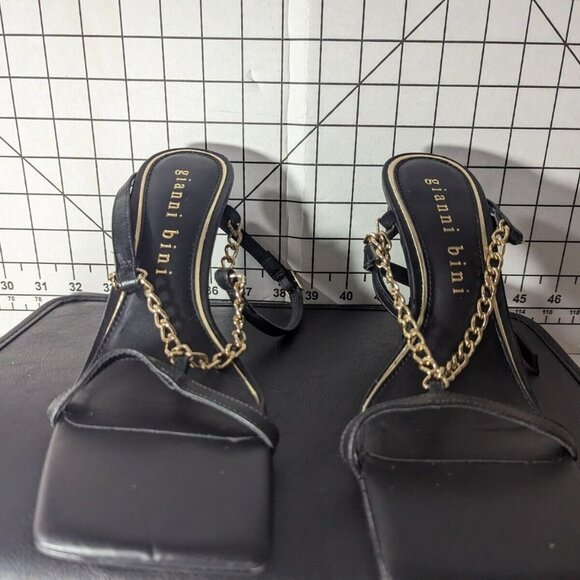 NEW Size 7.5 Womens Gianni Bini Lukkah Chain Square Stiletto Heeled Sandal Black - Picture 2 of 5